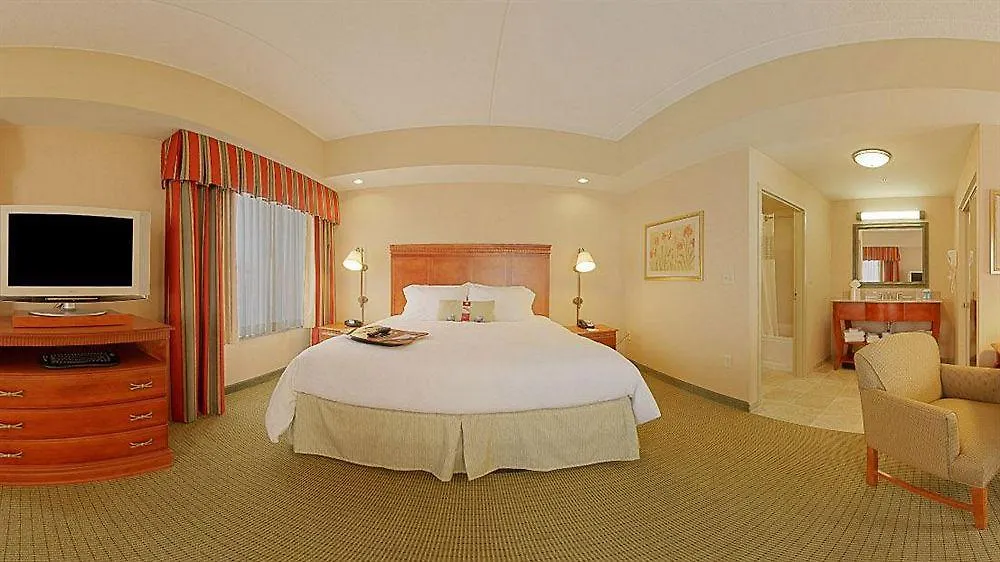 Hampton Inn & Suites Pittsburgh Downtown