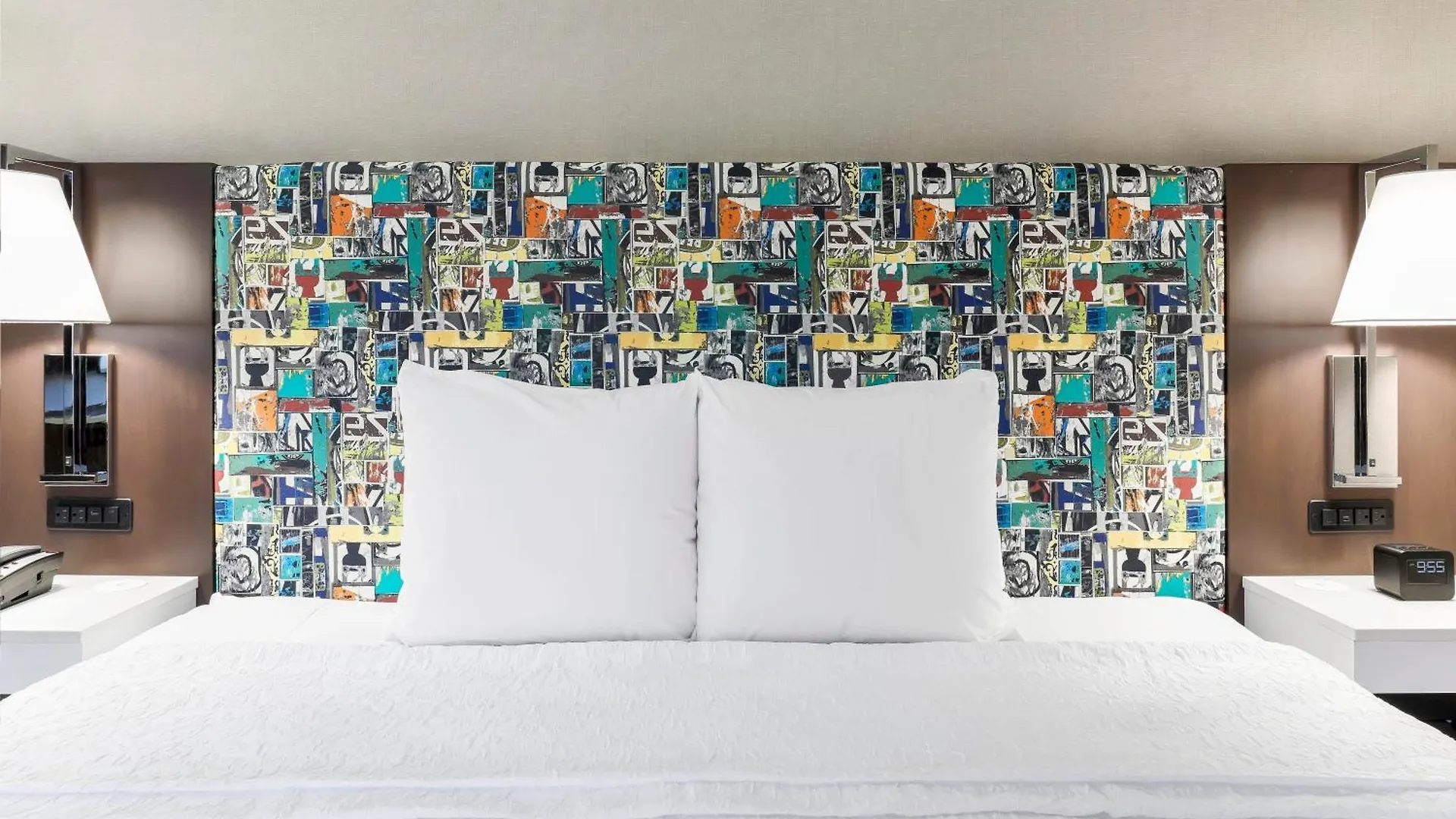 Hampton Inn & Suites Pittsburgh Downtown